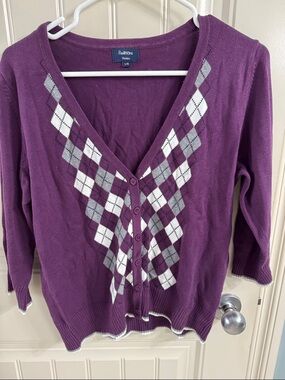 Reitmans Purple V-Neck Argyle Button Cardigan